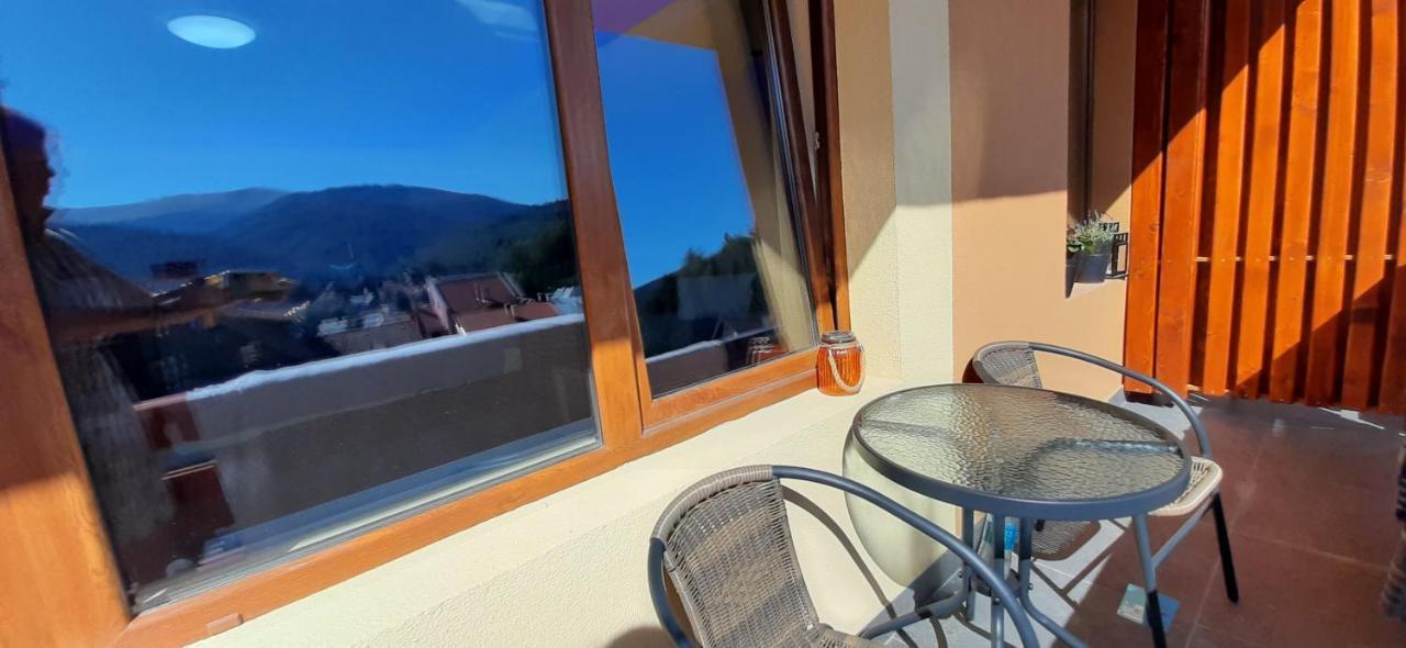 Kalinderu Skier'S Apartament Bellevue Buşteni Habitación foto
