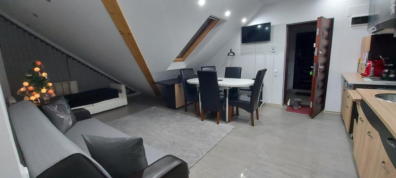 Kalinderu Skier'S Apartament Bellevue Buşteni Exterior foto