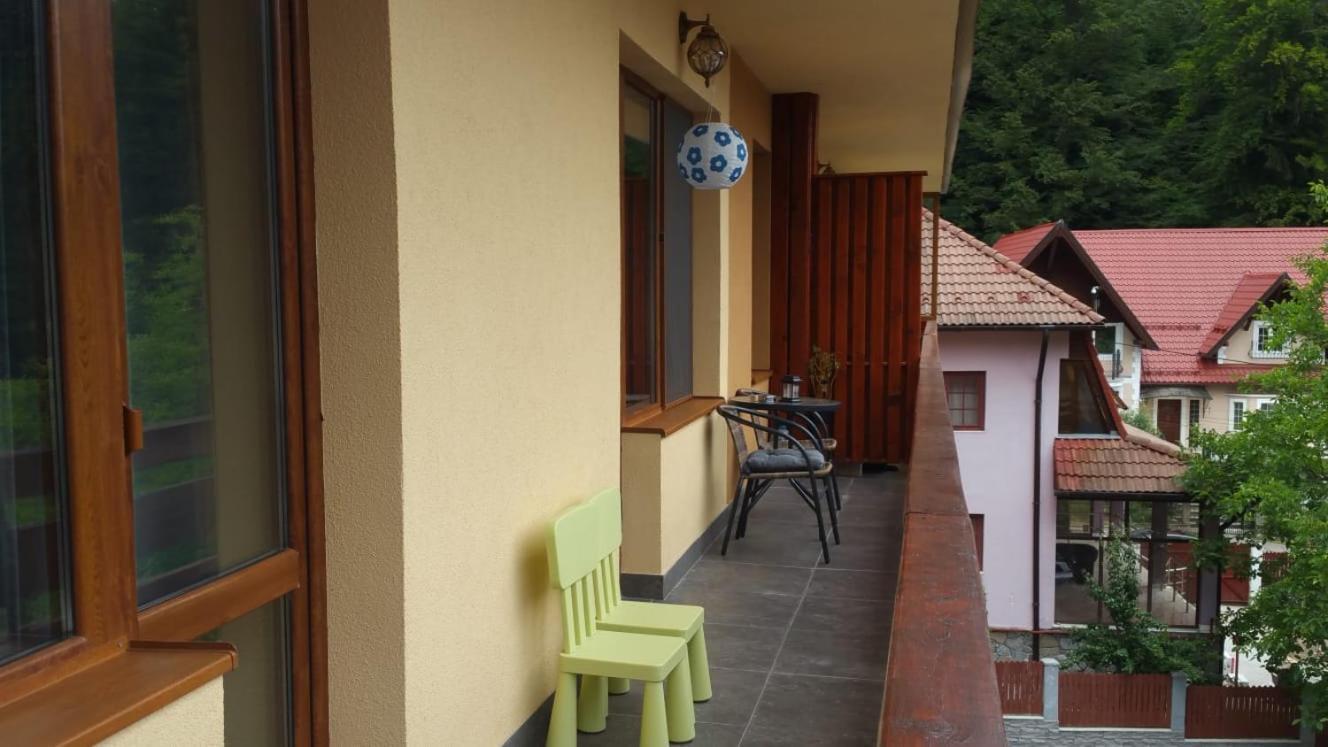 Kalinderu Skier'S Apartament Bellevue Buşteni Habitación foto